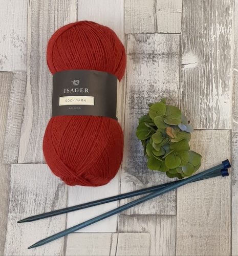Isager Luxury Sock Yarn 100g - Cherry Red